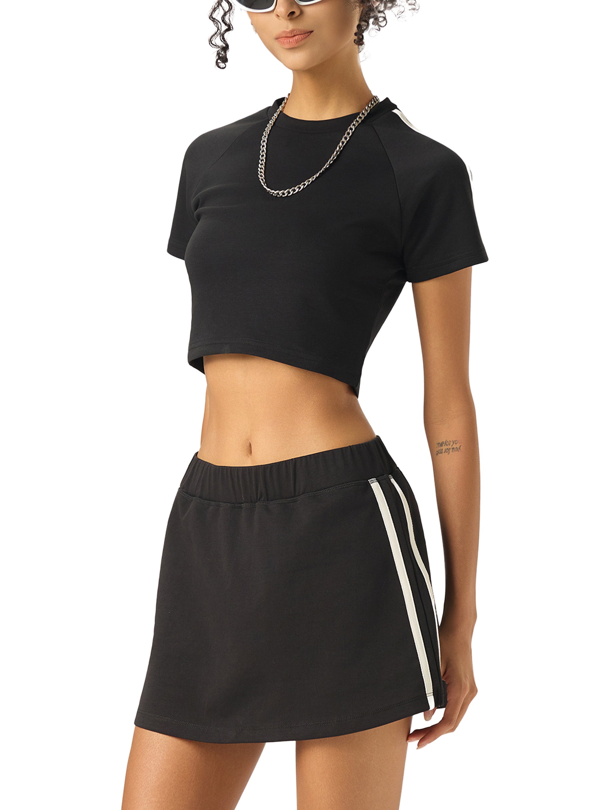 THE FLARE Taped Cooling Performance Crop Top
