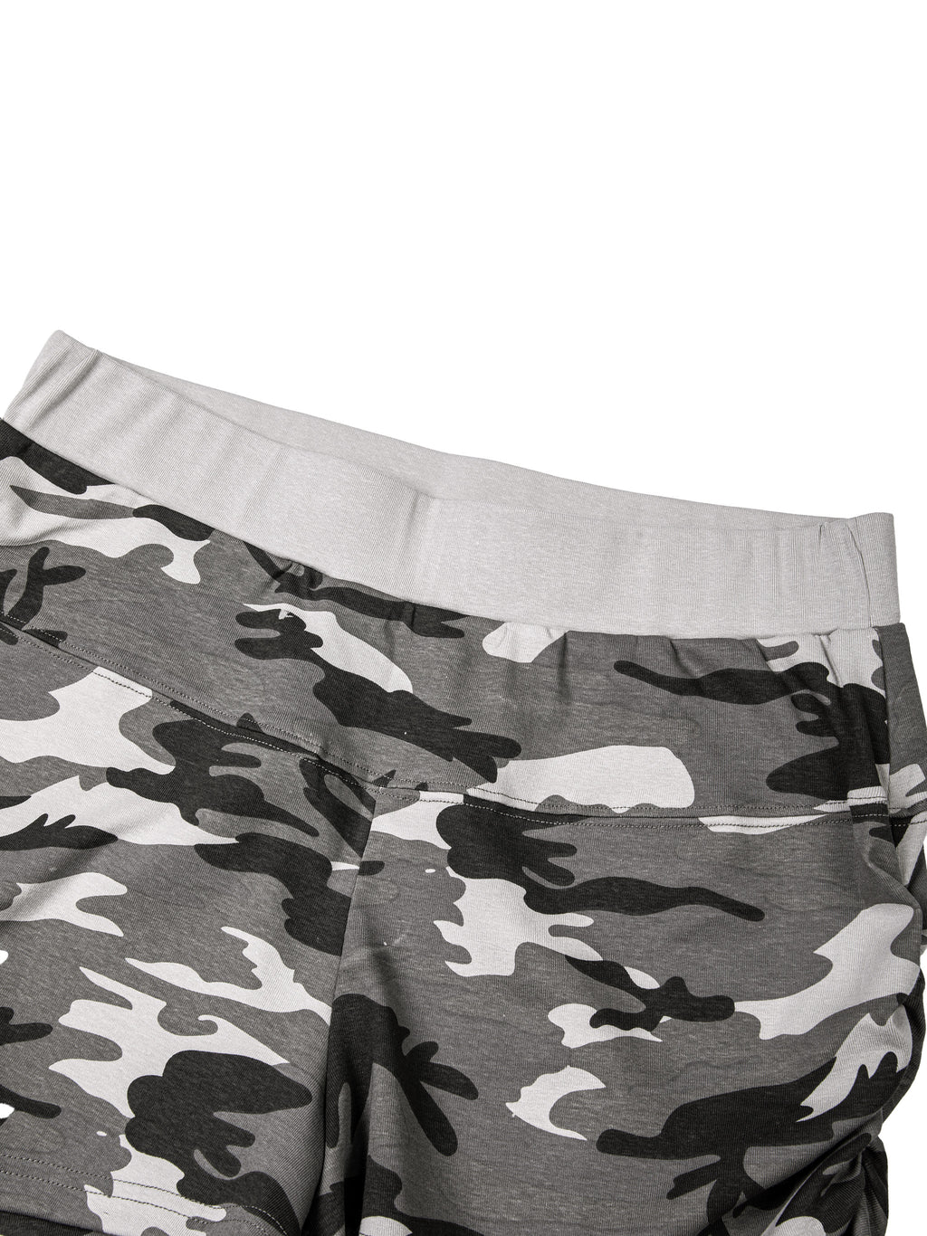 THE BLAST Women's Slim Camo Shorts