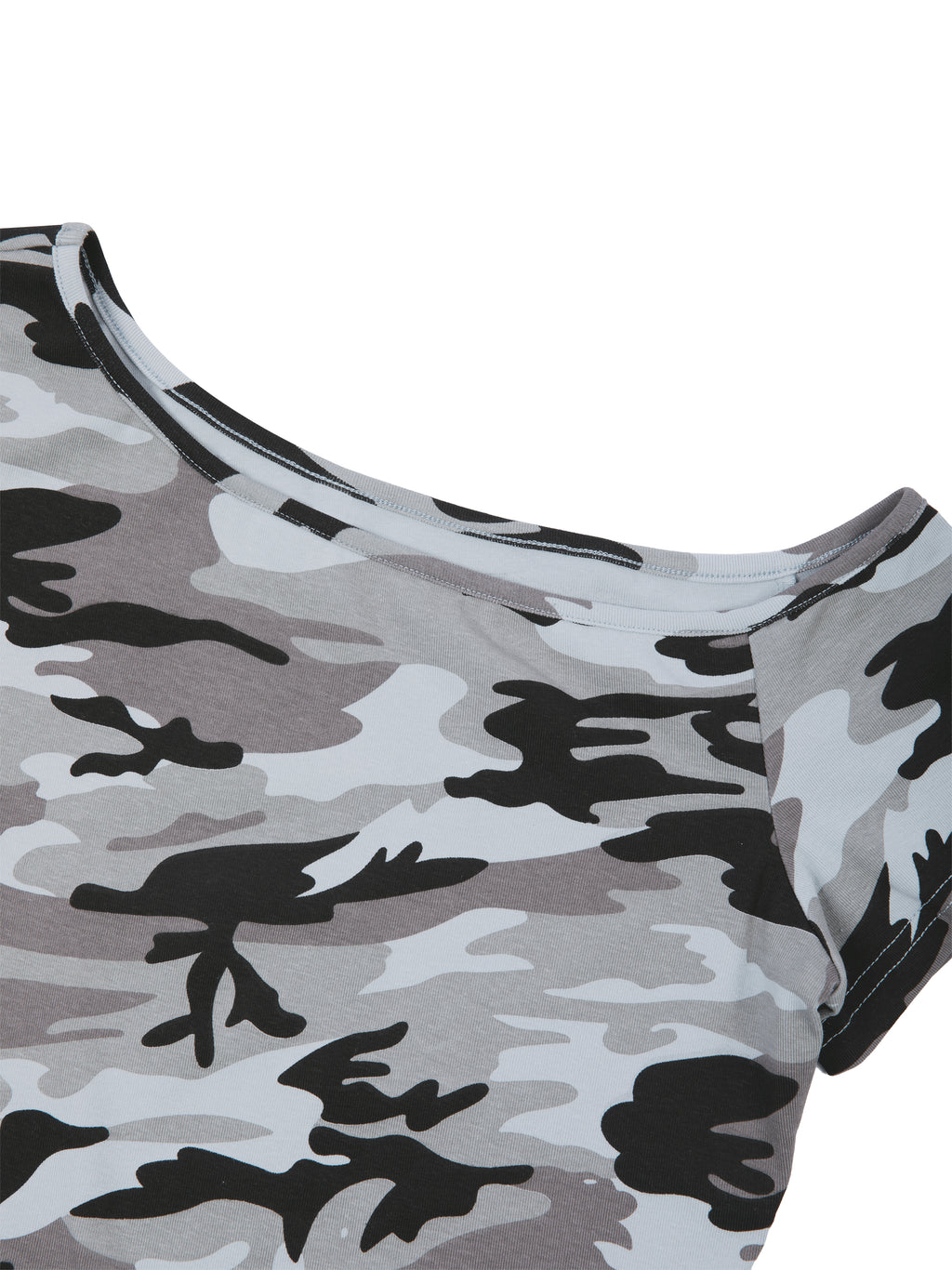THE BLAST Women's Camo Off-Shoulder Crop T-Shirt